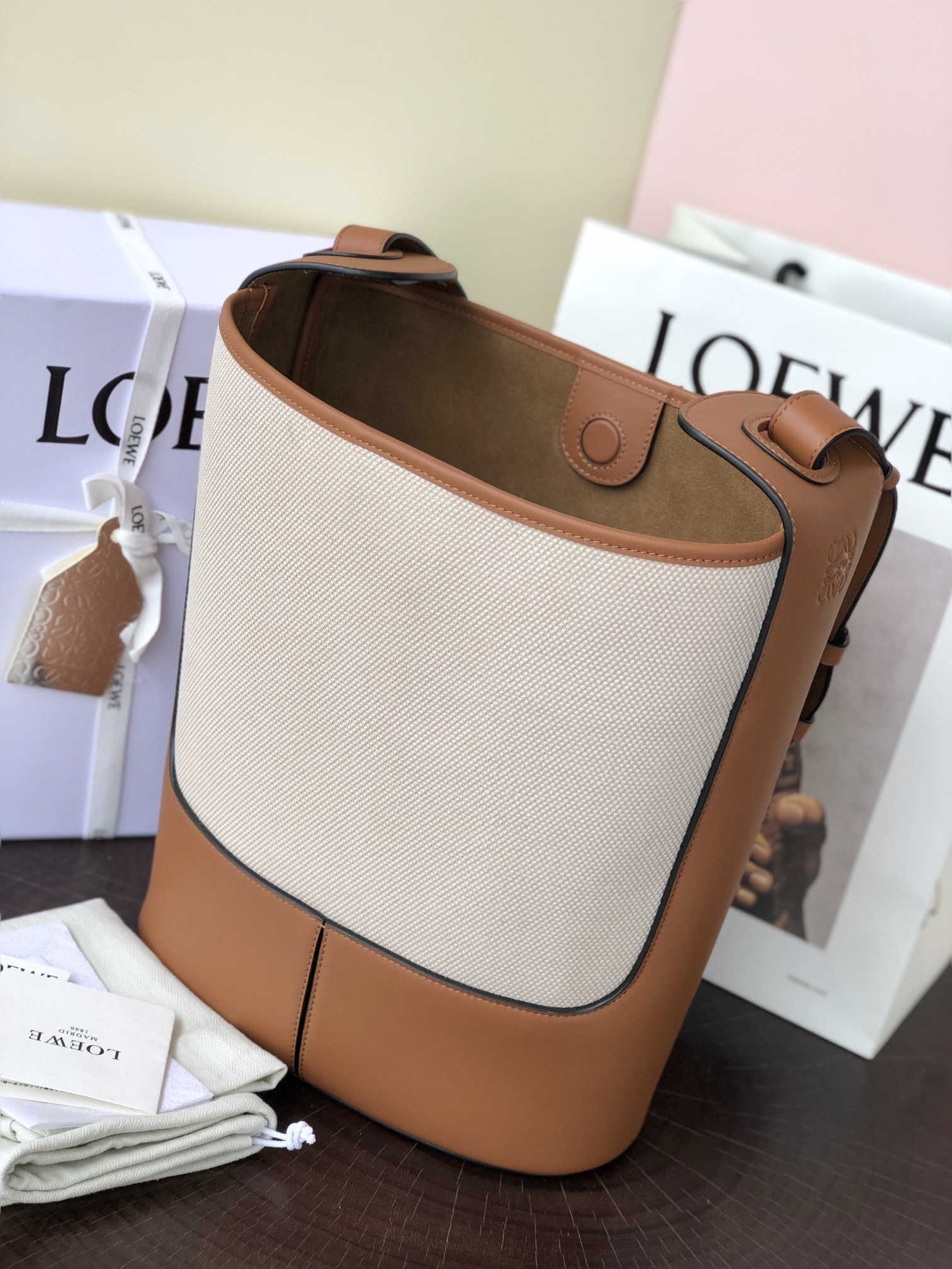 Bagsaaa L0ew* Hobo Embroidered Canvas And Leather Shoulder Bag - 32cm