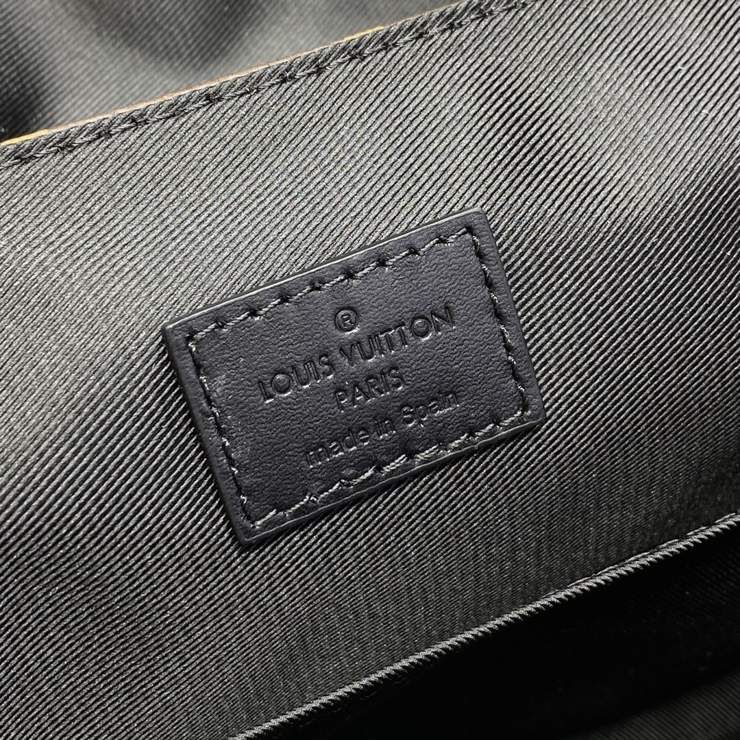 Bagsaaa M46972 LV Trail Messenger Monogram Macassar - 31cm
