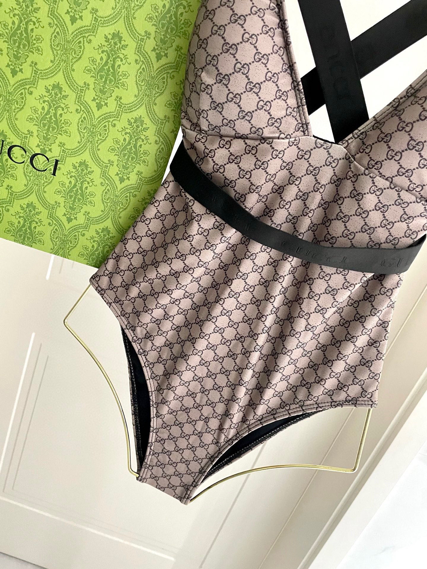 Bagsaaa Gvc*1 Swimsuit 02
