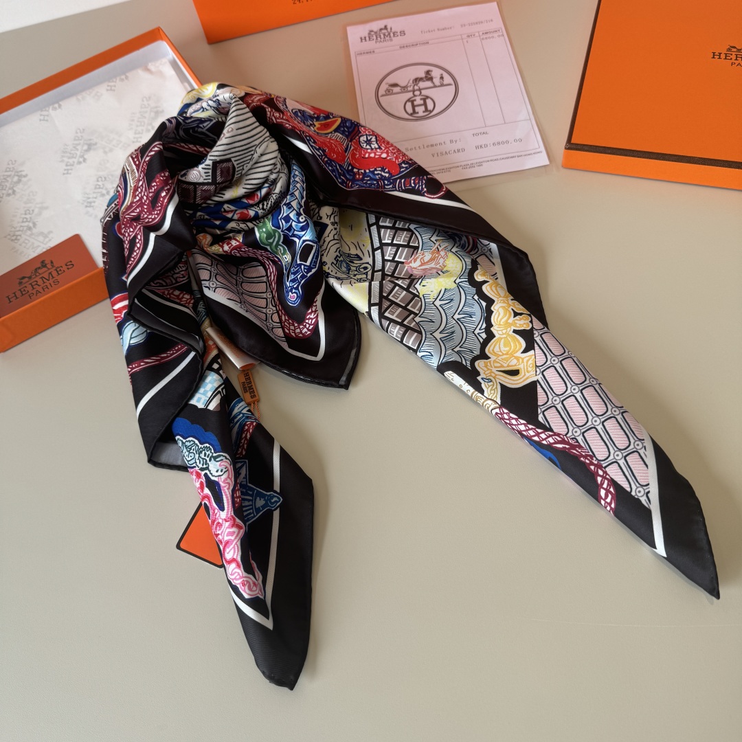 Bagsaaa H**me5 Scarf - 90*90cm