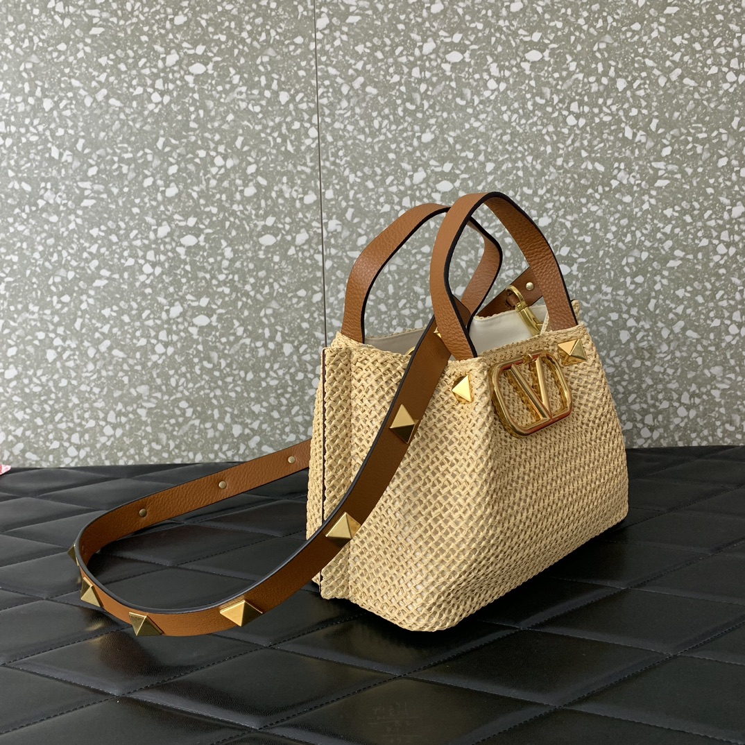Bagsaaa Va1e*ntin0 Garavani Small Summer Tote - 25cm