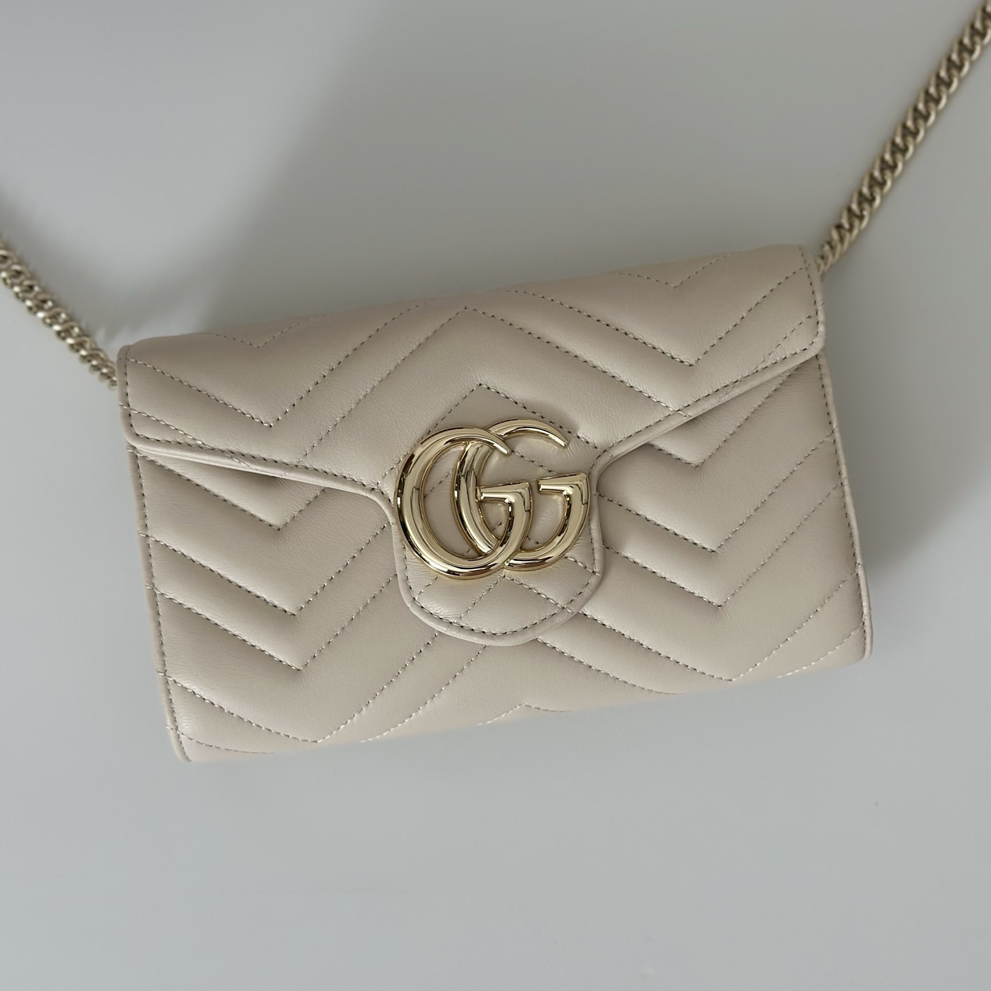 Bagsaaa Gvc*1 GG Marmont wallet on chain 837745 white - 19.5cm