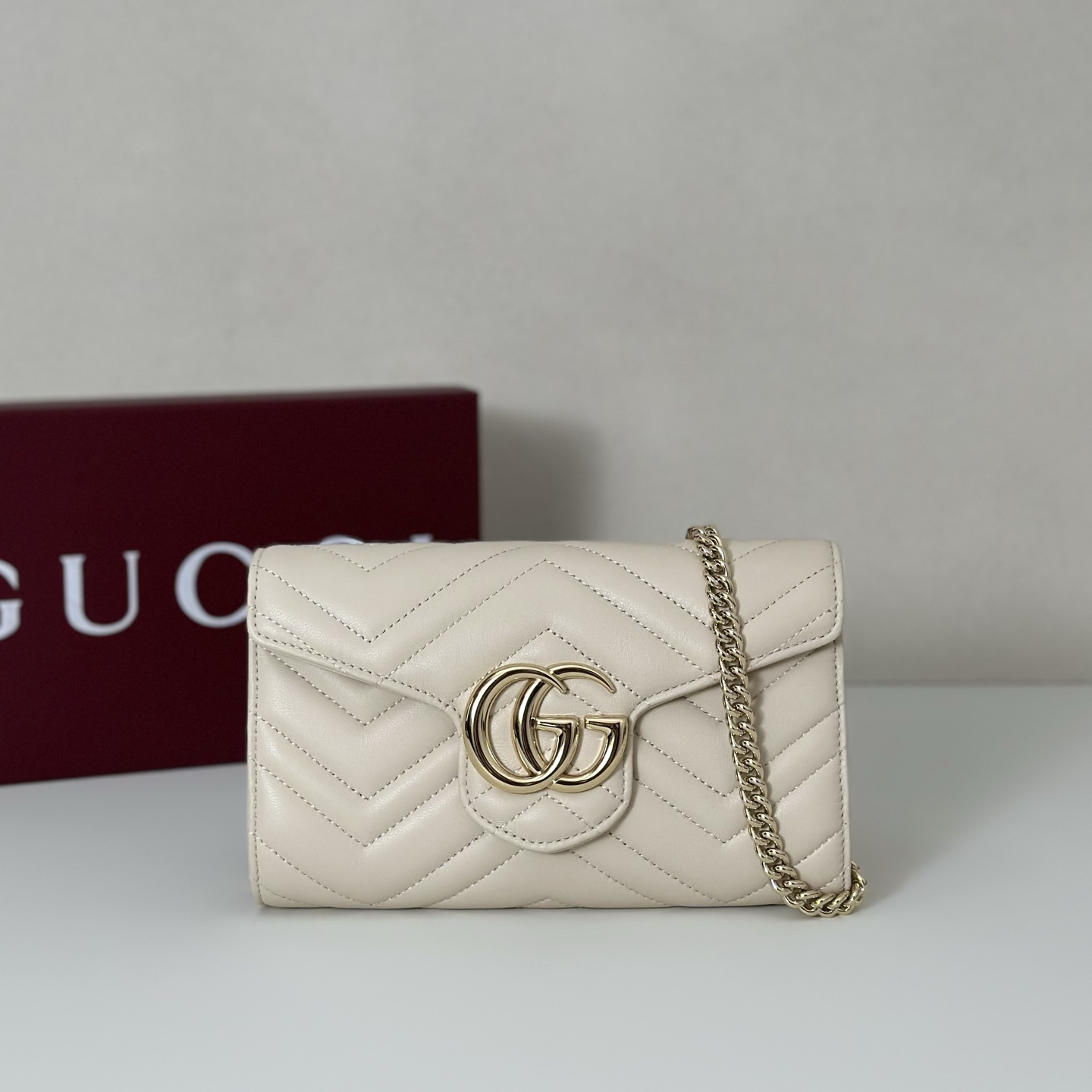 Bagsaaa Gvc*1 GG Marmont wallet on chain 837745 white - 19.5cm