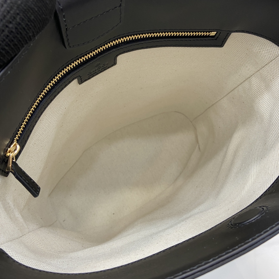 Bagsaaa Gvc*1 73 medium bucket bag 833660 black - 26cm