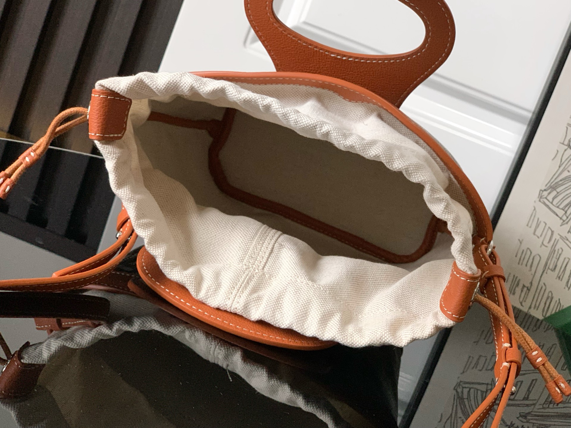 Bagsaaa G09ard Beluga Mini Bag brown - 23cm