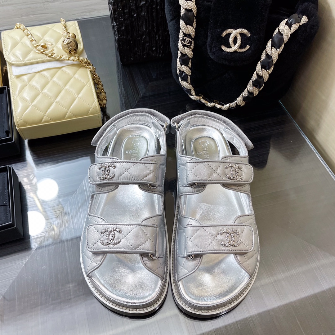 Bagsaaa Ch**el Sandals G35927 silver