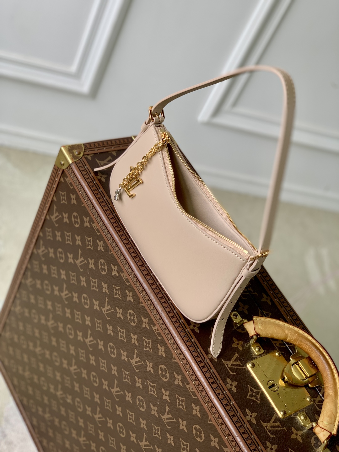Bagsaaa LV M25784 Pochette LV Bloom Beige - 23 cm