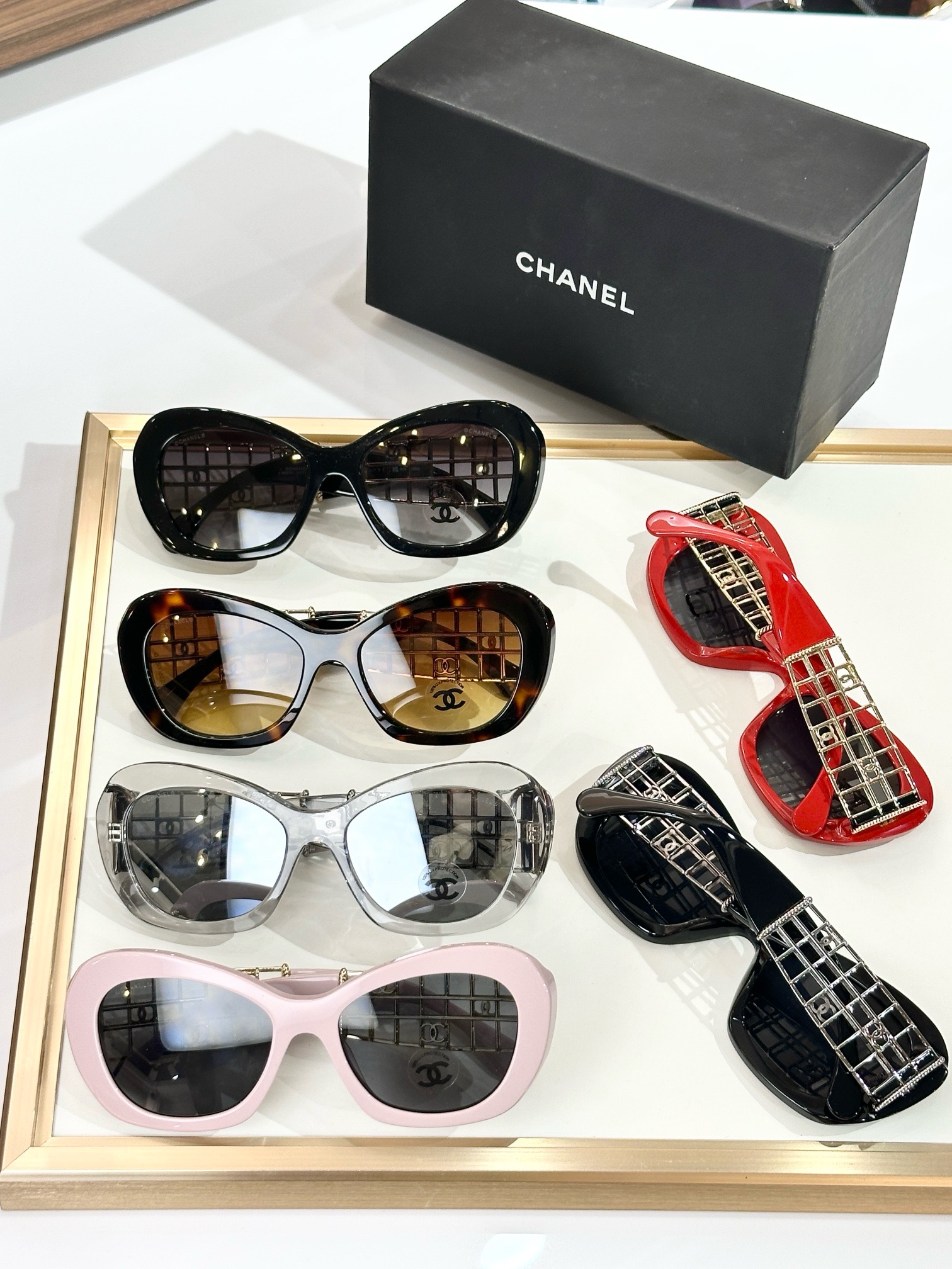 Bagsaaa Ch**el Butterfly Sunglasses 