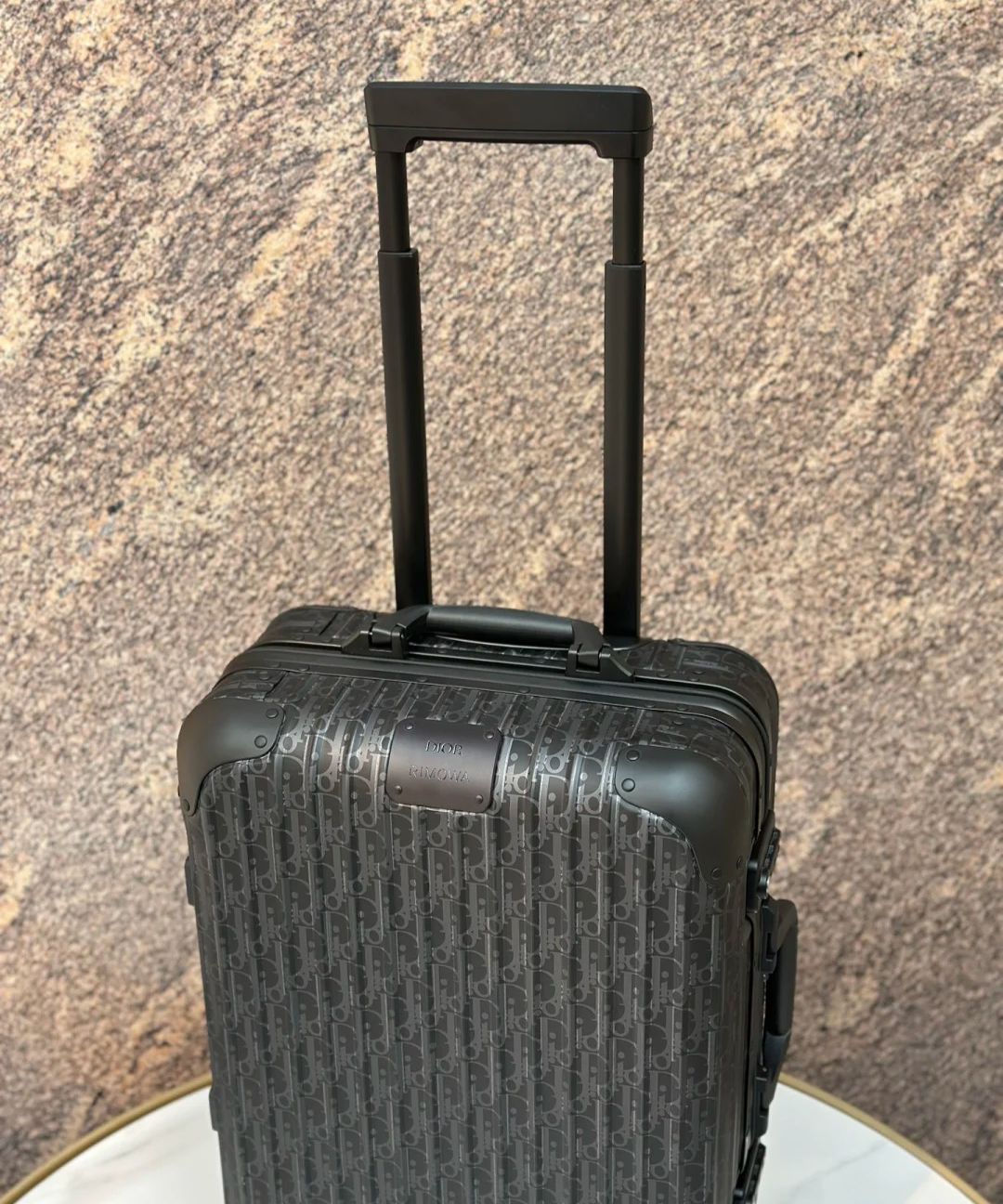 Bagsaaa R1m0wa × D10r Suitcase Carrycase Black Aluminum - 54x40x23cm