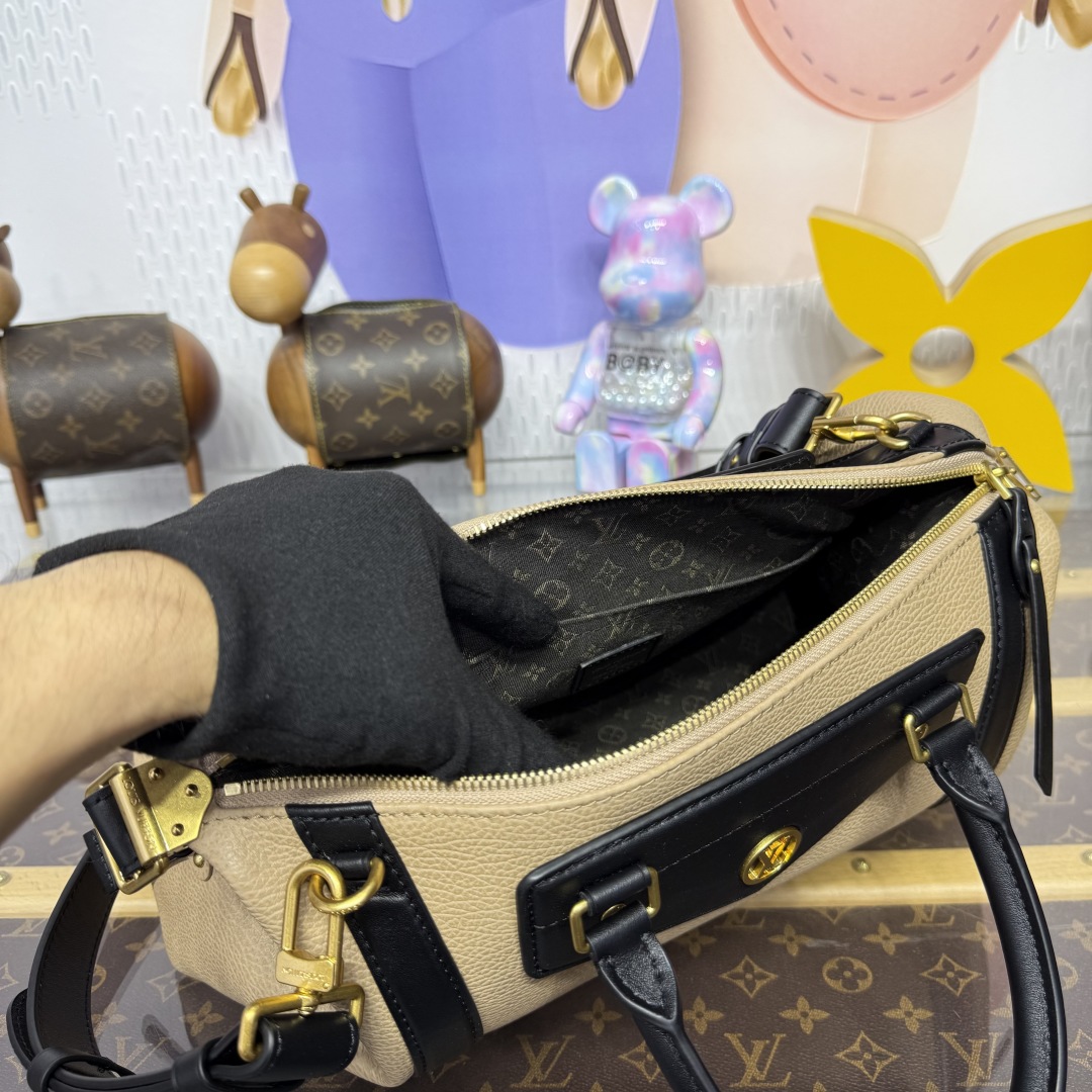 Bagsaaa LV M25557 Prefall 2025 LV Biker MM Arizona Beige - 38cm