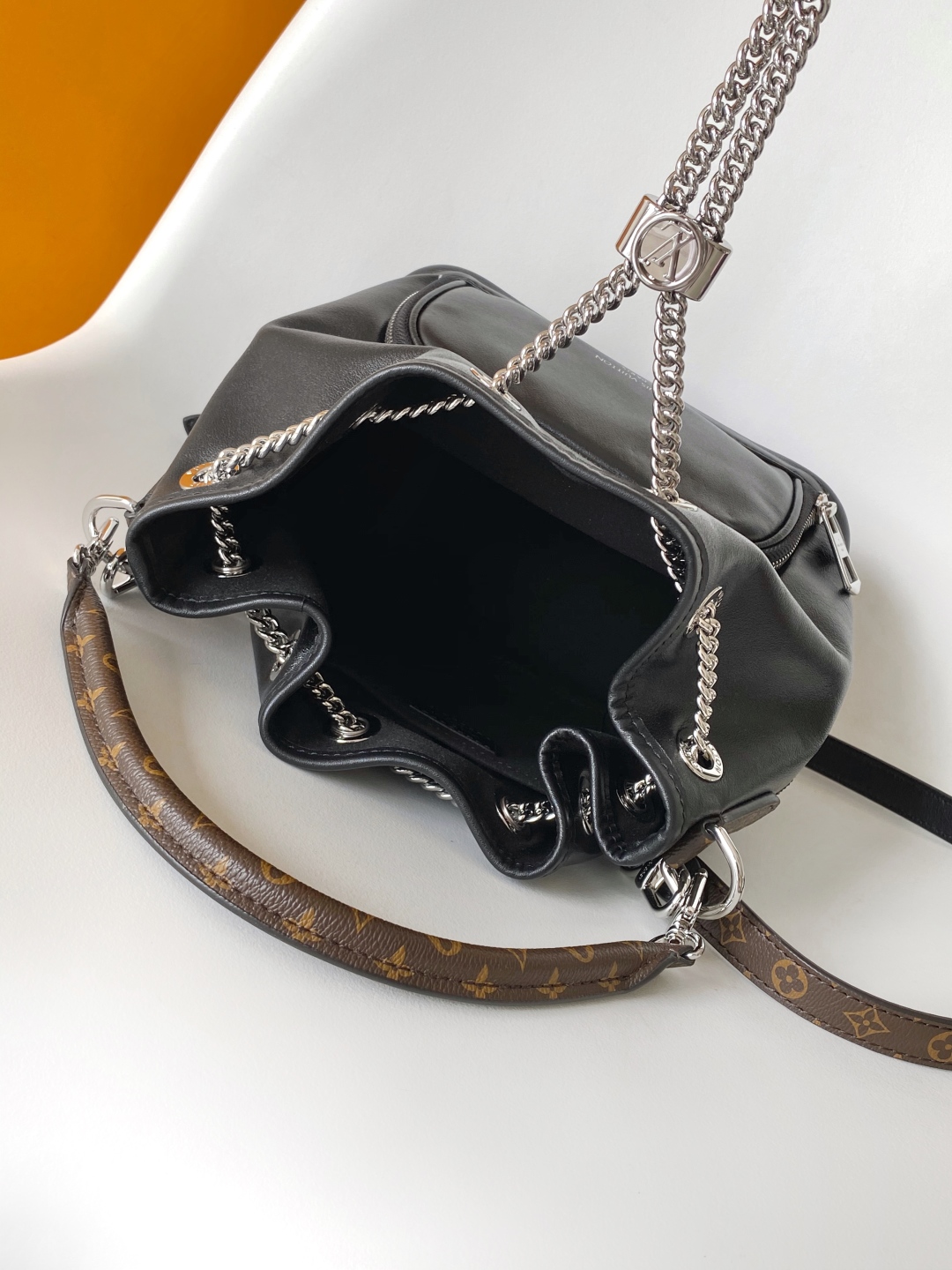 Bagsaaa LV M14377 No Way Vibe Black Bag - 24cm