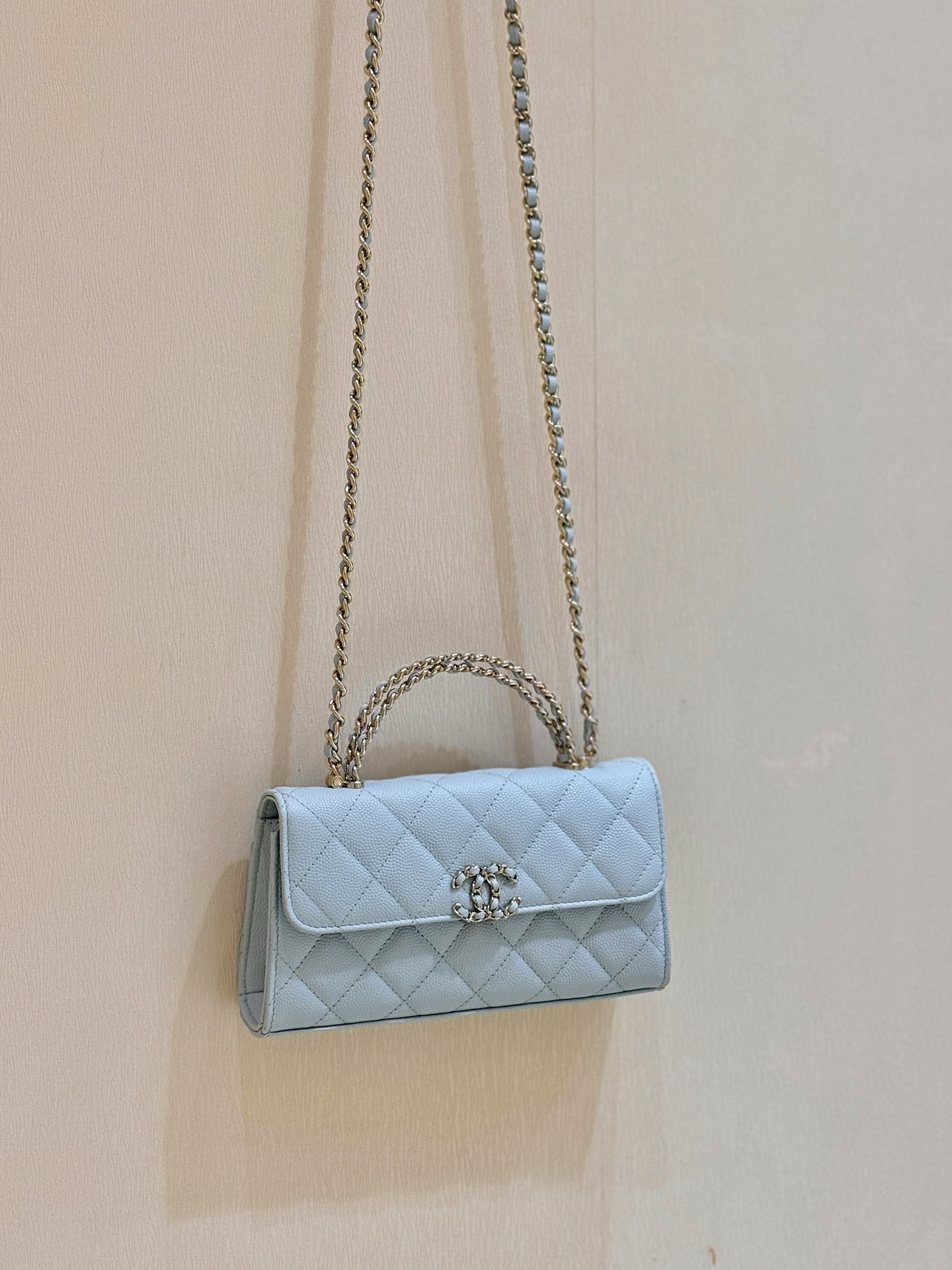 Bagsaaa Ch**el Phone Holder with Chain AP3238 Light Blue - 18cm