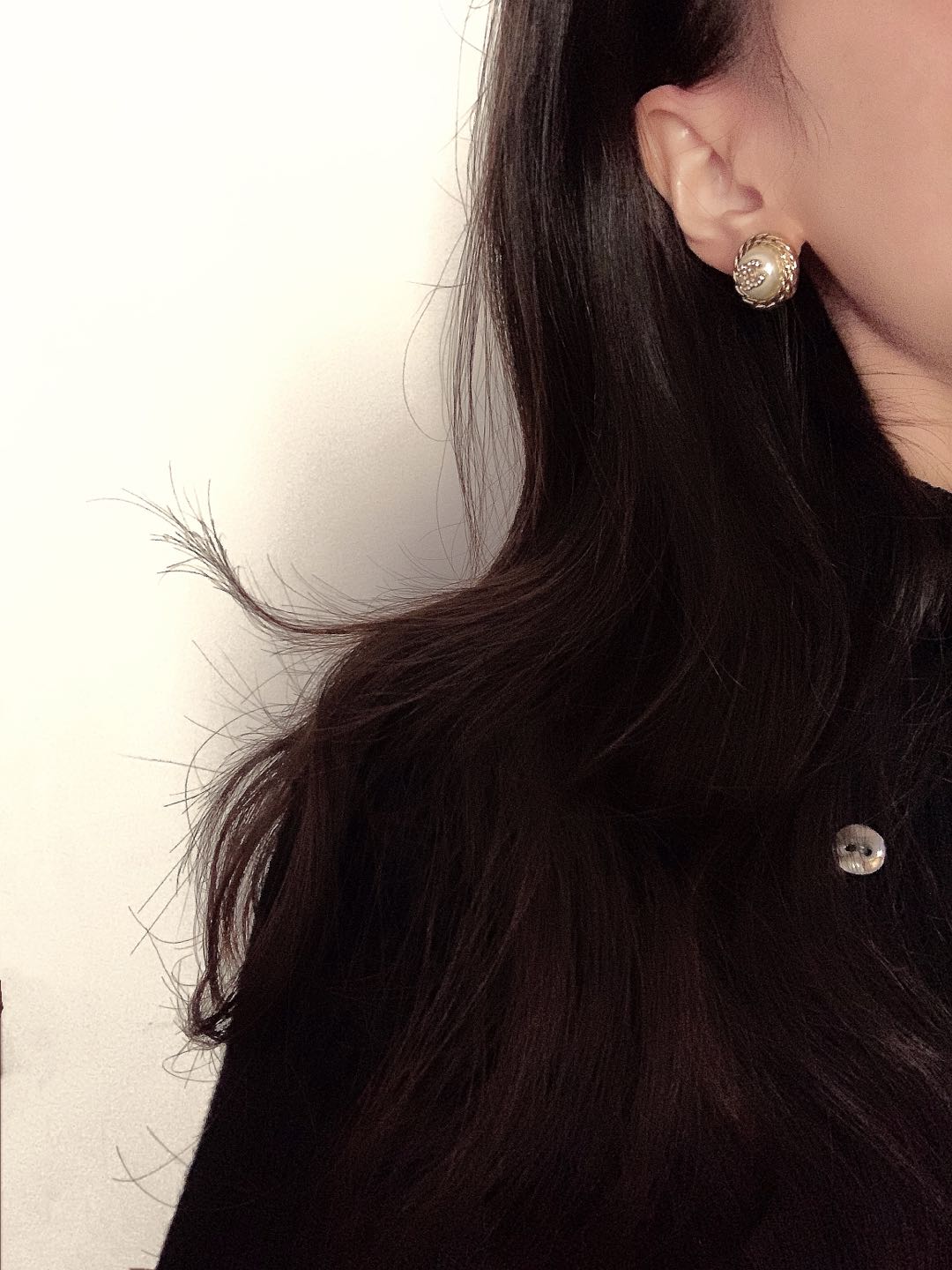 Bagsaaa Ch**el Earrings 25