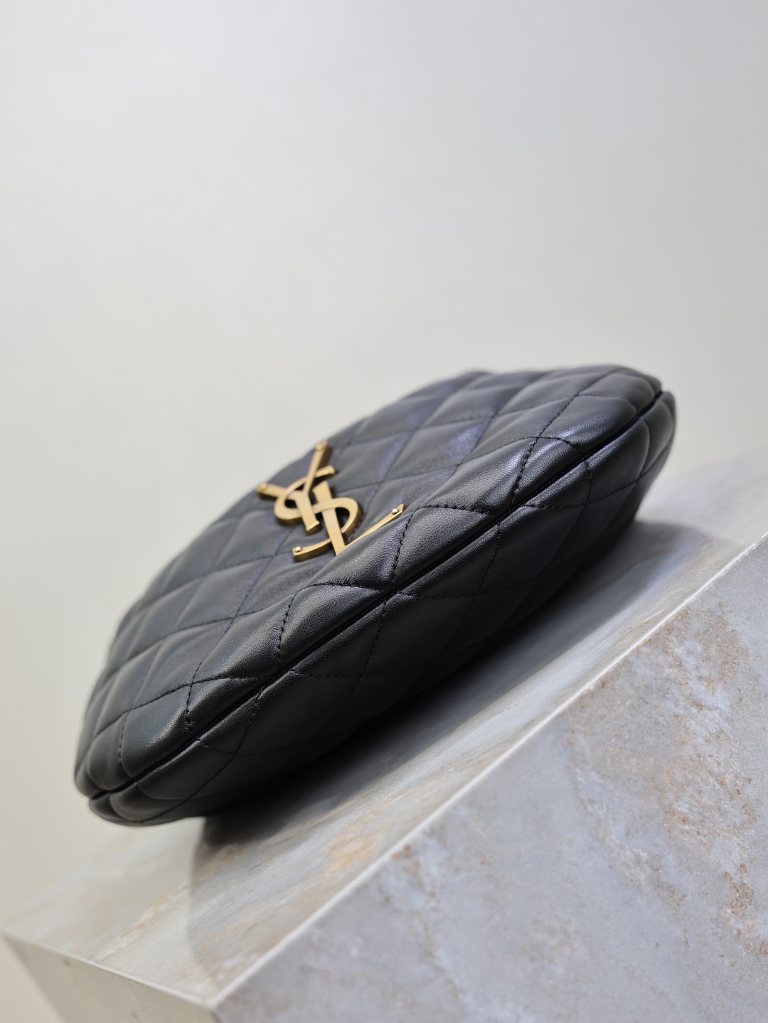 Bagsaaa Y51 ICARINO in quilted nappa 851689 Black - 17cm