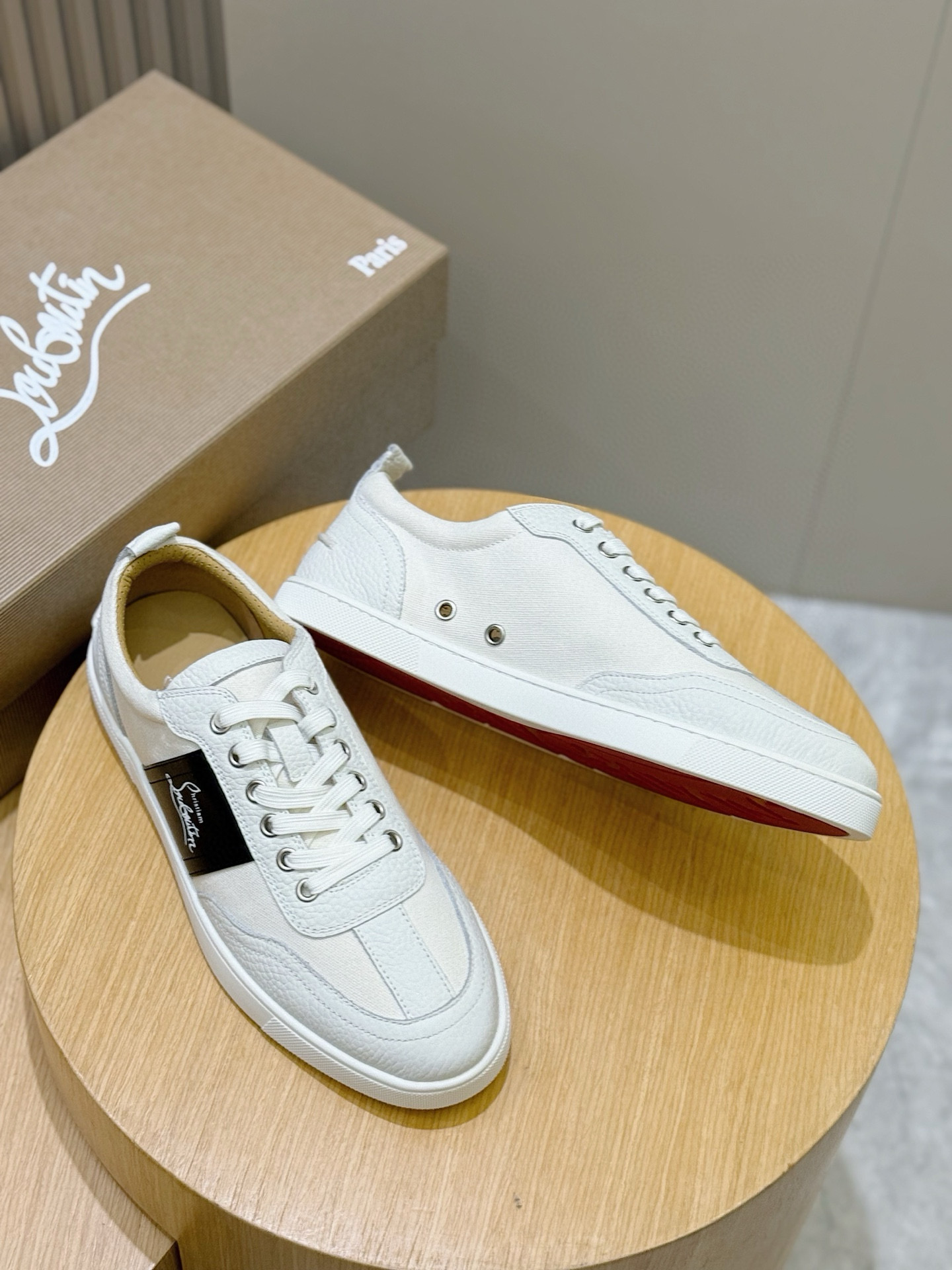 Bagsaaa Chr1st1an Louboutin Retero sneakers in white