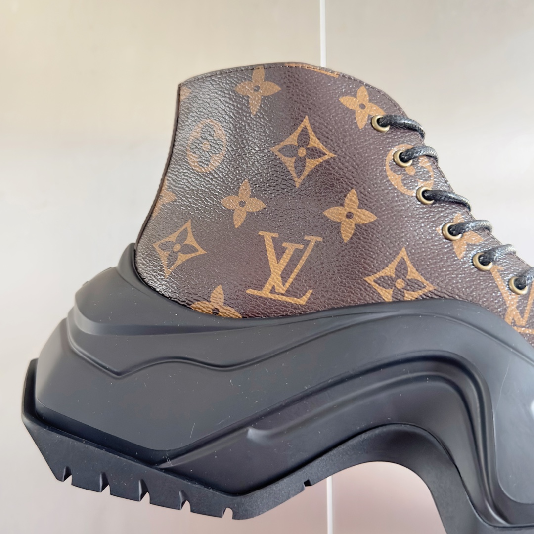 Bagsaaa L0vis Vvtt0n Archlight 2.0 Platform Ankle Boot