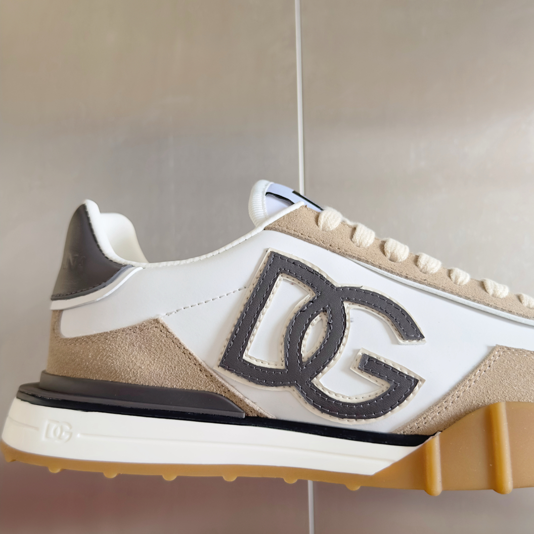 Bagsaaa Dolce & Gabbana DG Cushion sneakers