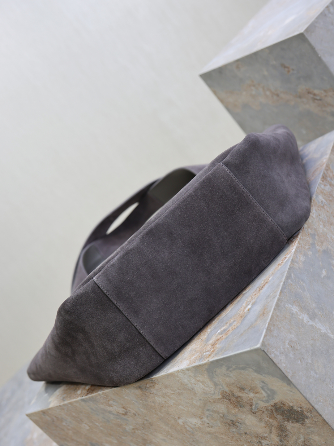 Bagsaaa Y51 Le 5 À 7 Bea in suede 763435 dark brown - 50cm