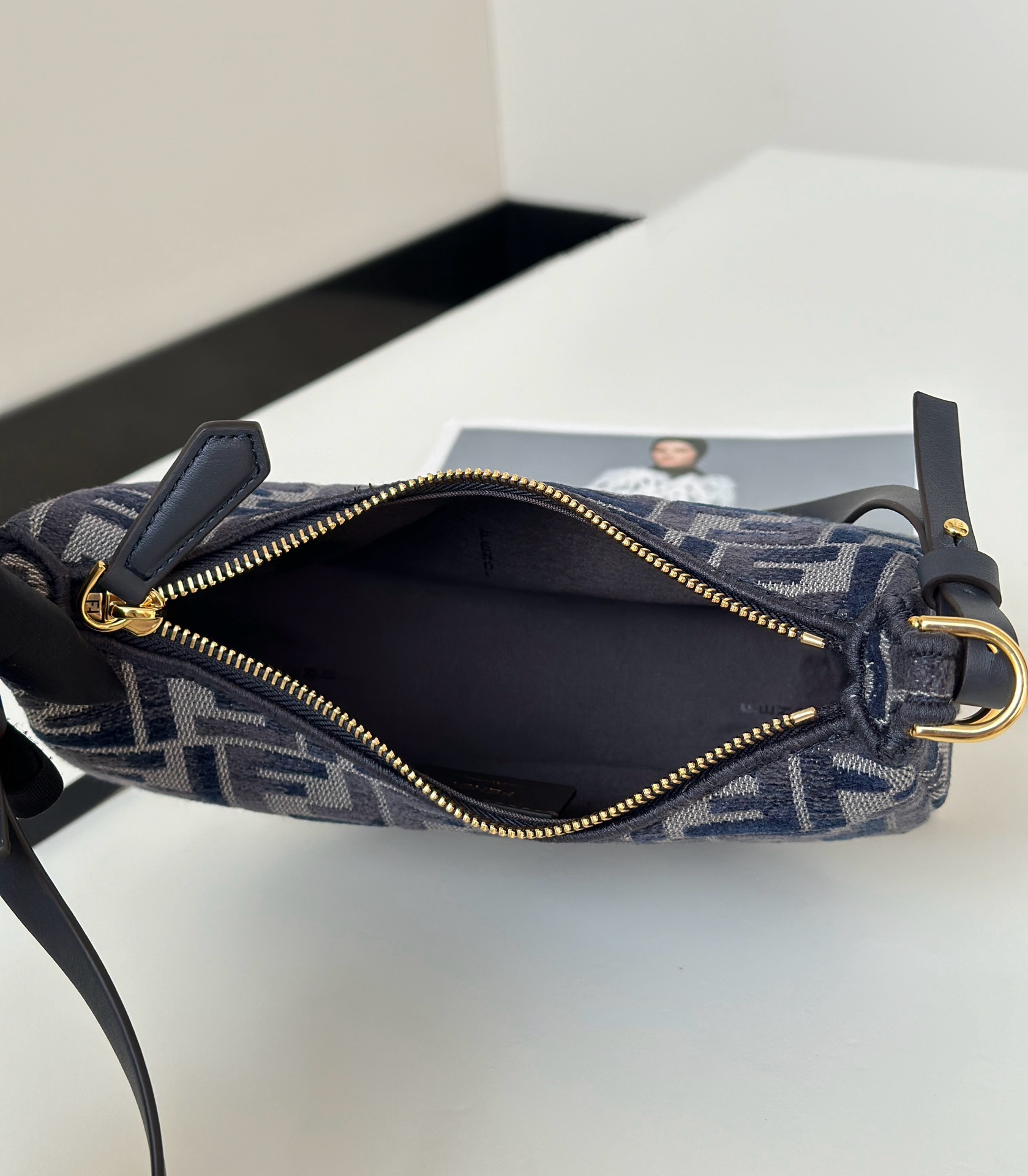 Bagsaaa F**digraphy Mini Blue chenille mini-bag - 20 cm