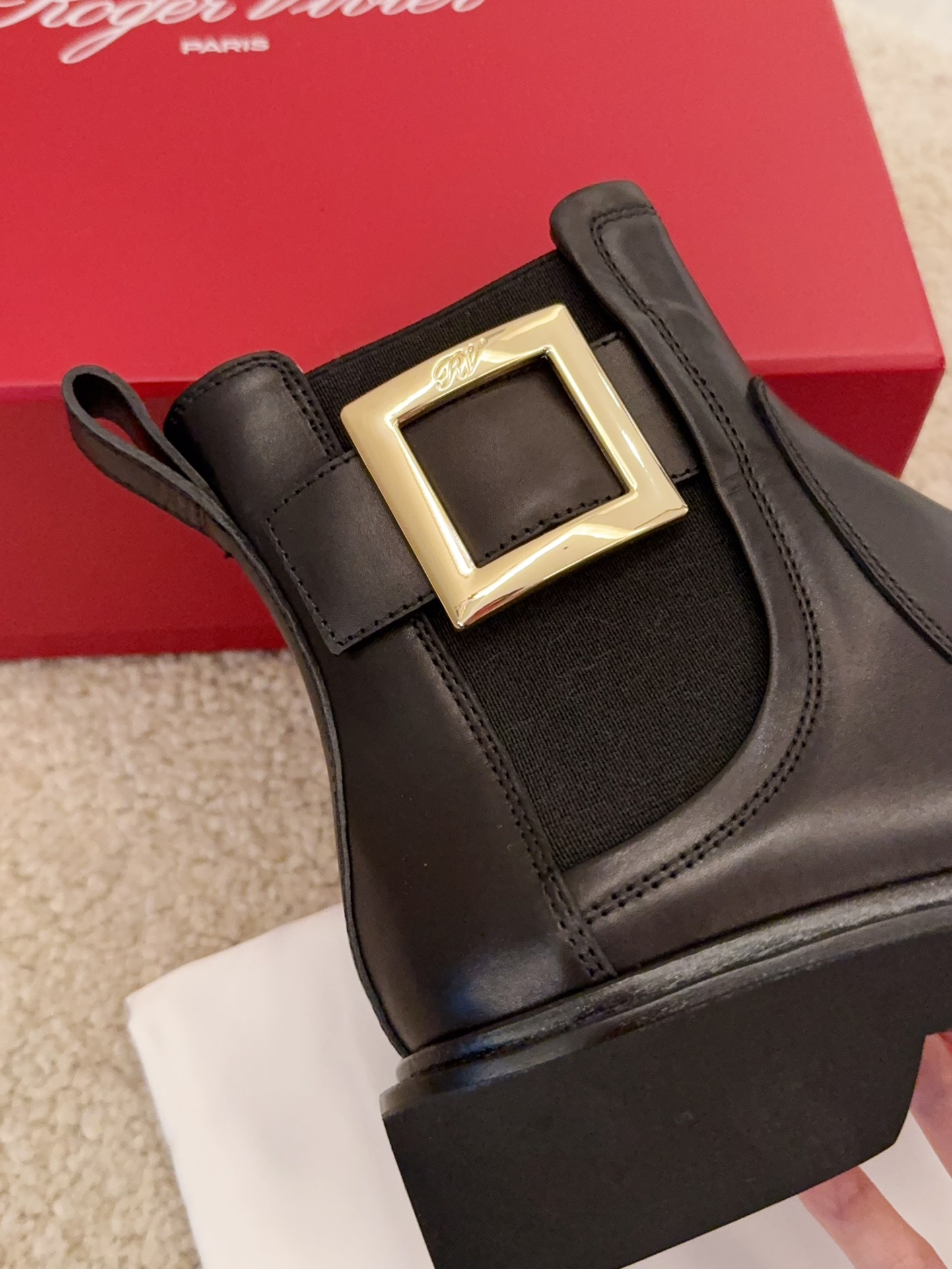 Bagsaaa Roger Vivier Viv