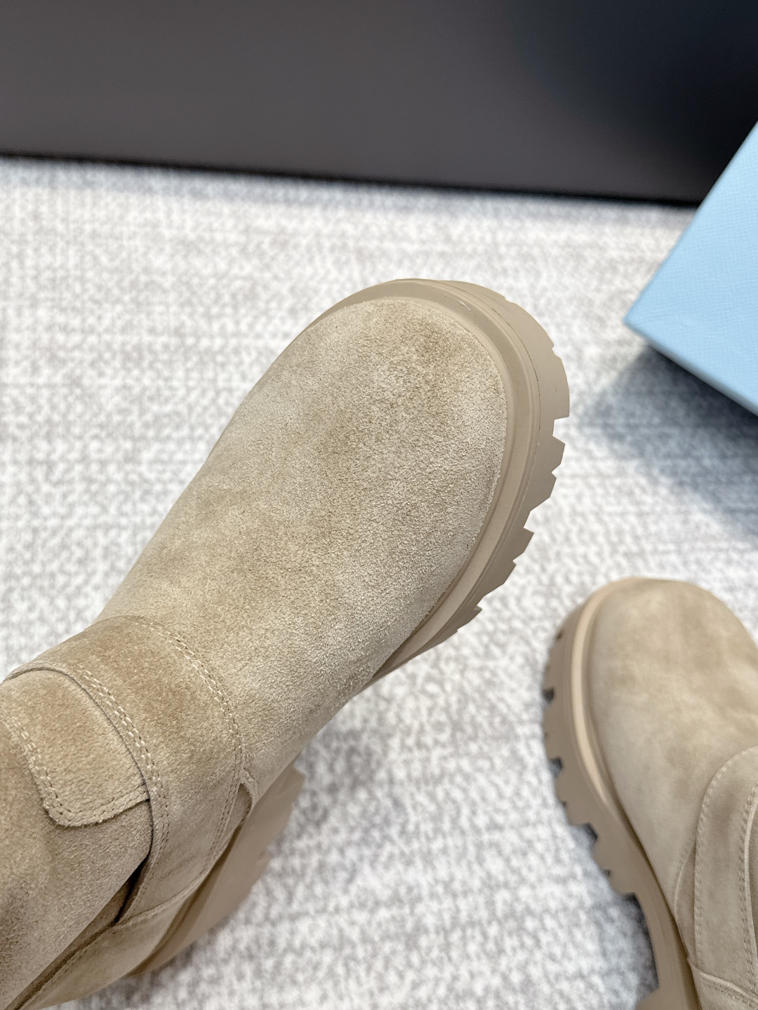 Bagsaaa Pra*a Monolith boots in beige suede