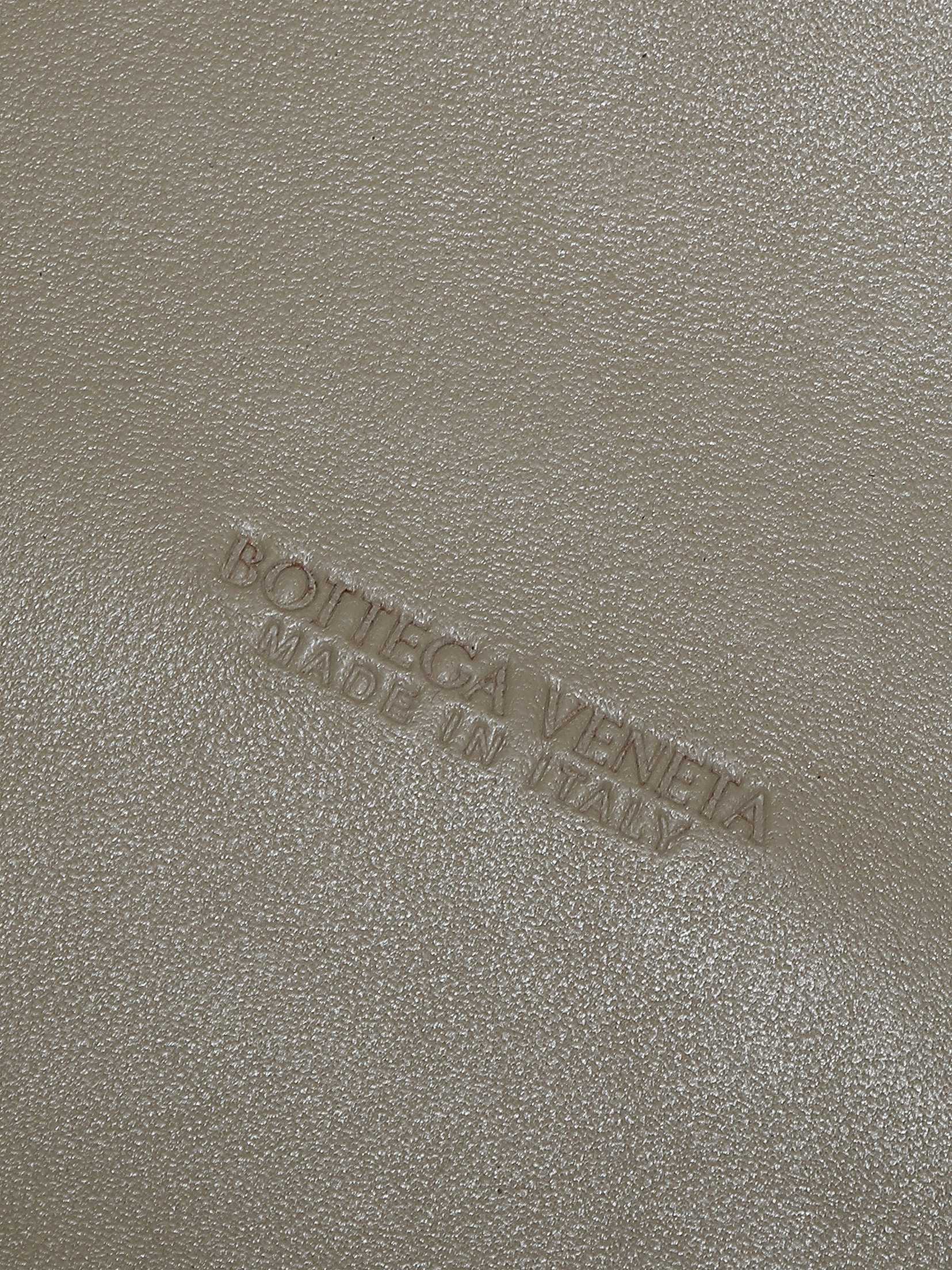 Bagsaaa B0tt*ga Ven*ta Parachute 835921 beige - 30cm