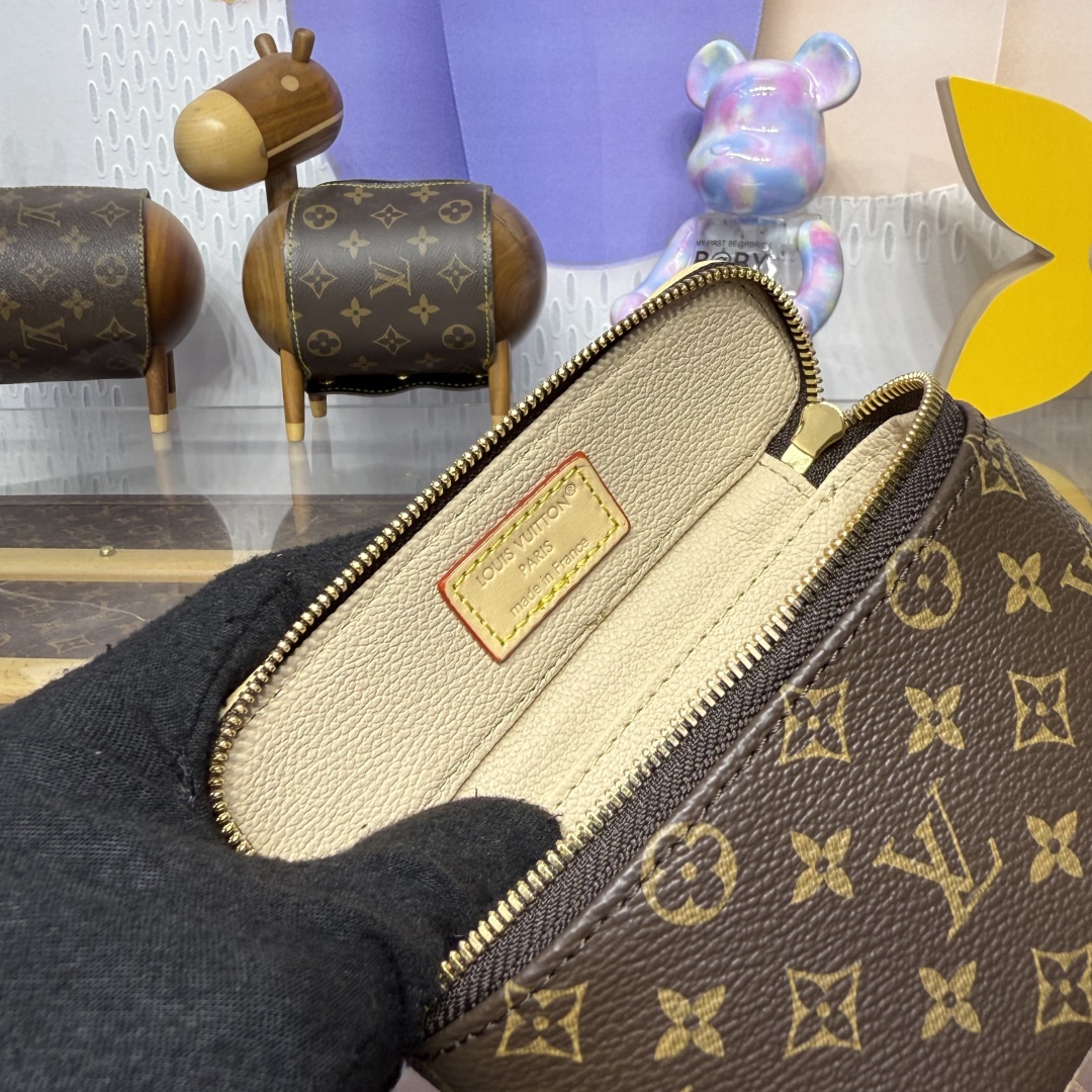Bagsaaa LV M83079 Nice Beauty Monogram canvas - 14cm