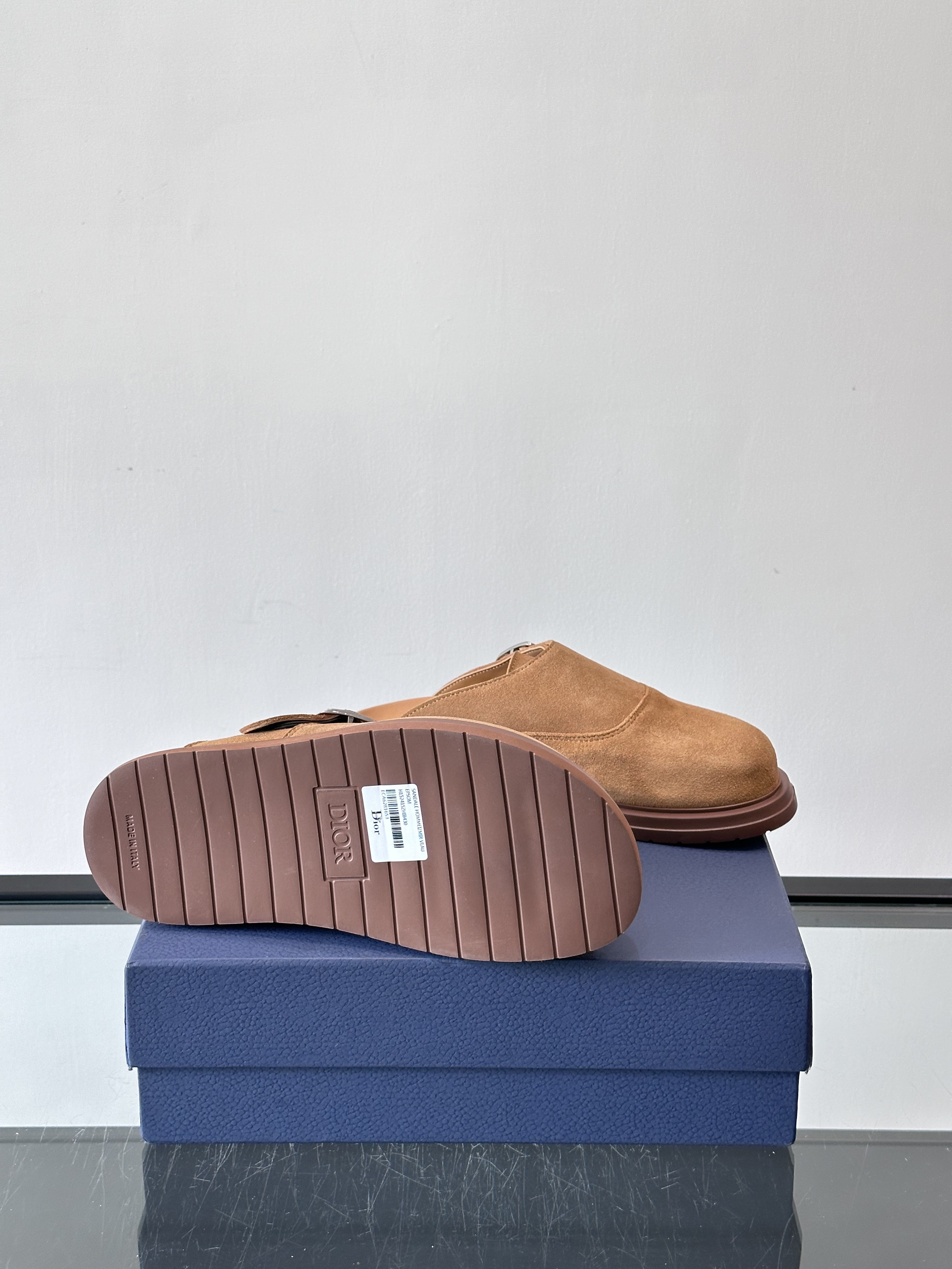 Bagsaaa D10r beige mules with silver buckle