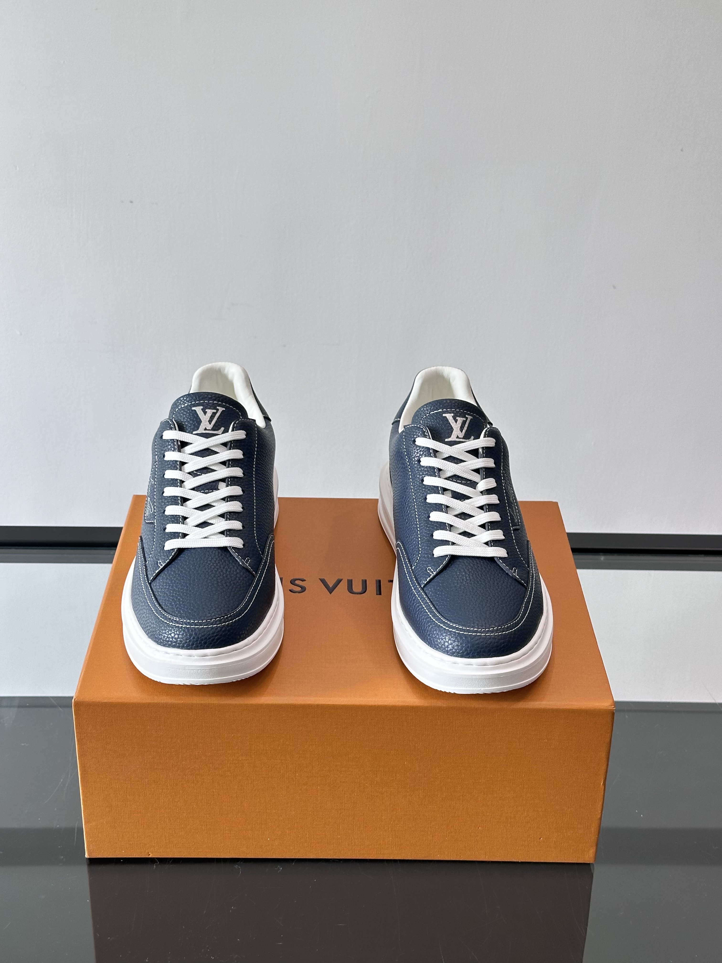 Bagsaaa LV Beverly Hills Sneaker Navy Blue
