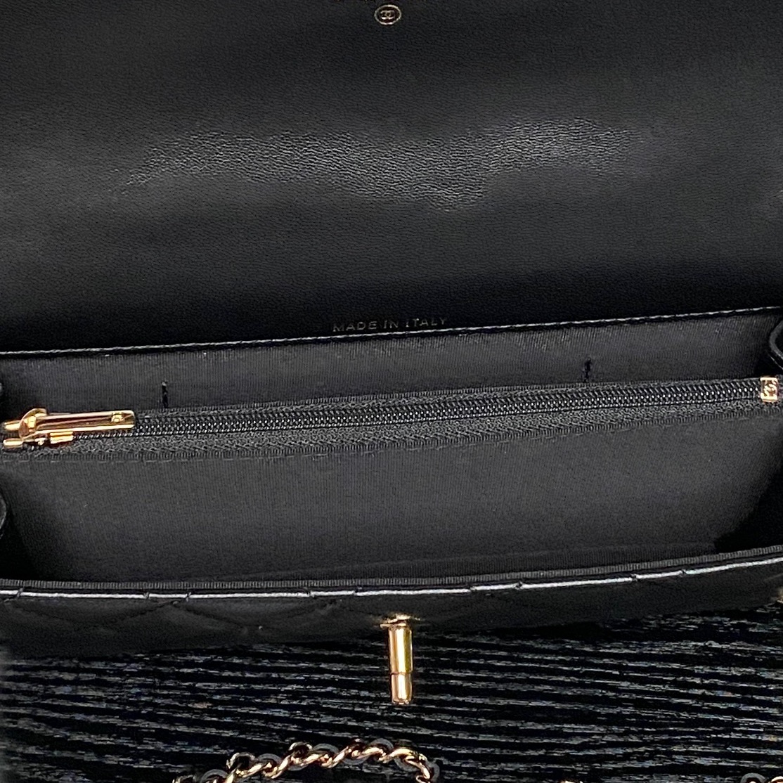 Bagsaaa Ch**el Clutch with chain AP4831 Black - 18.5cm
