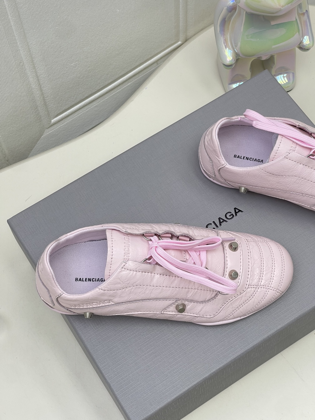 Bagsaaa Ba1en*iaga City sneaker in pink leather