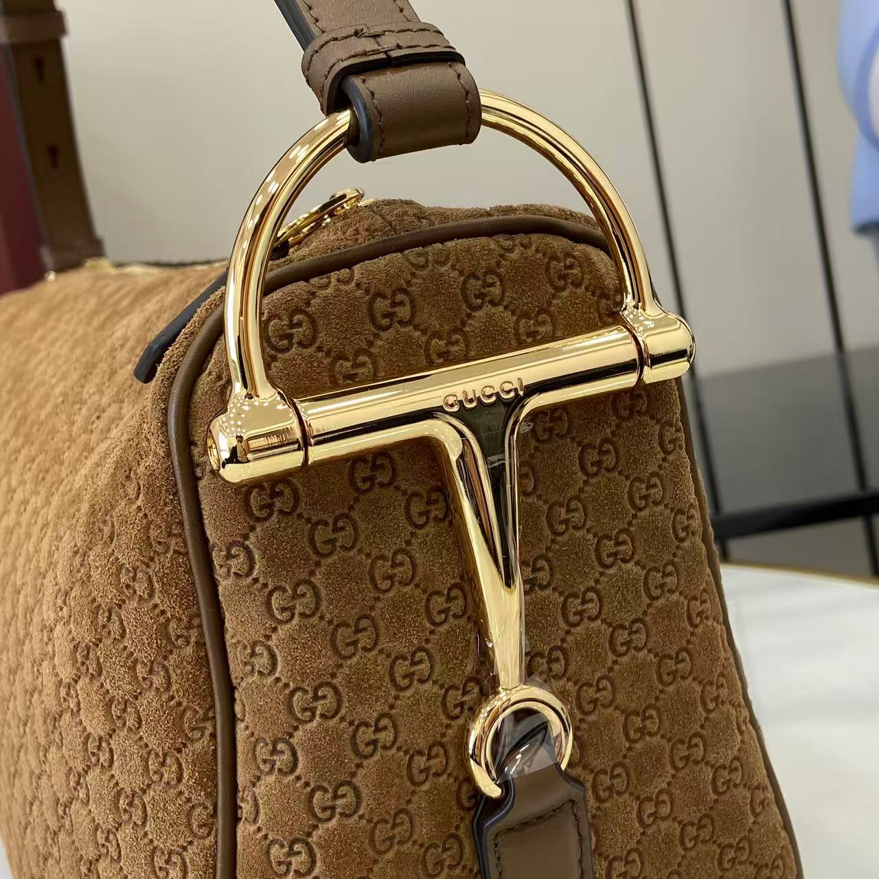 Bagsaaa Gvc*1 Half Horsebit medium shoulder bag 860787 brown suede - 31.5cm