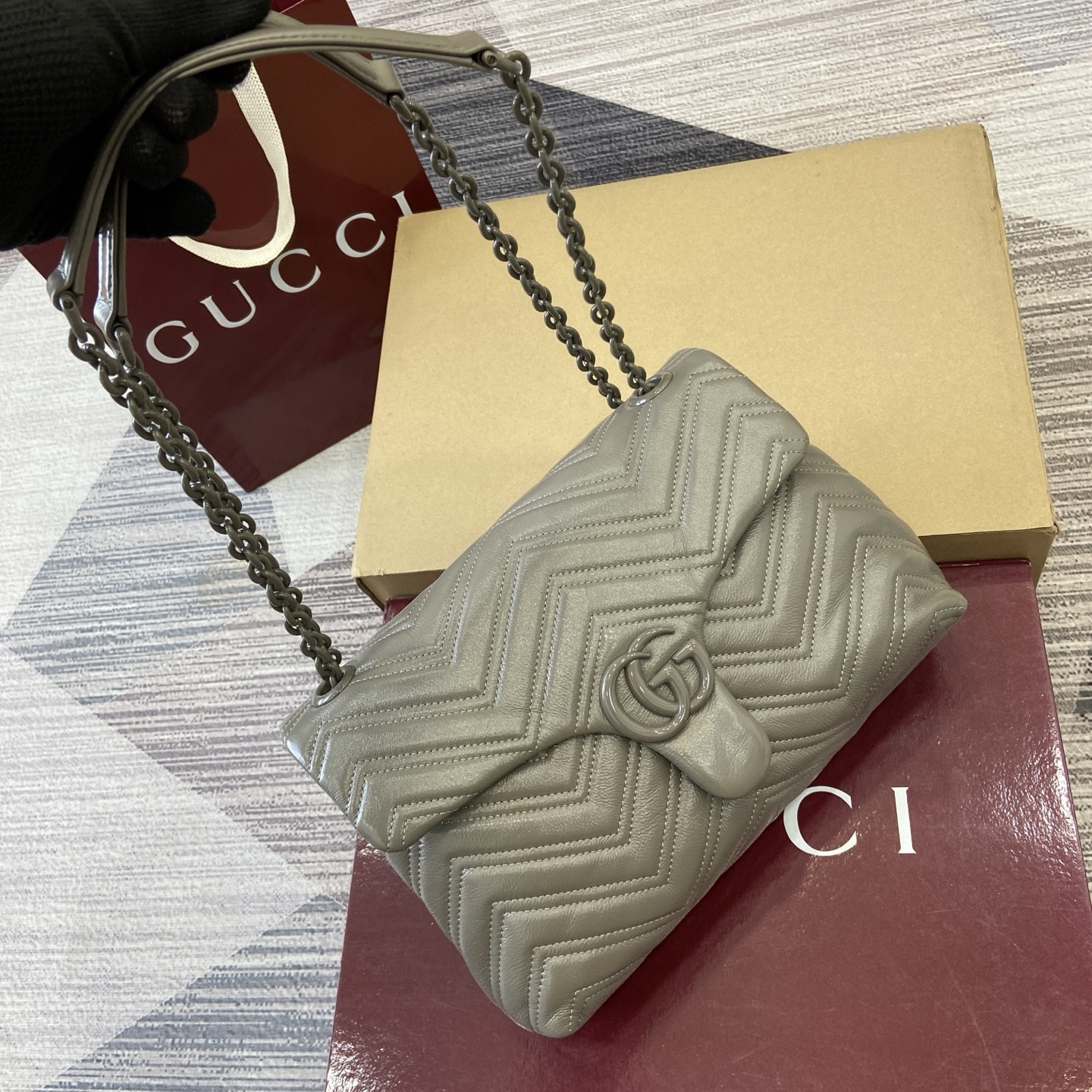 Bagsaaa Gvc*1 GG Marmont medium shoulder bag 850676 grey - 31cm