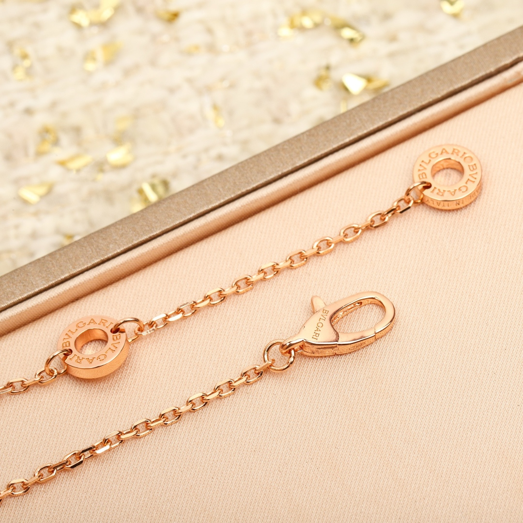 Bagsaaa Bv1g*ai Rose Gold and Ruby Serpenti Viper Pendant Necklace