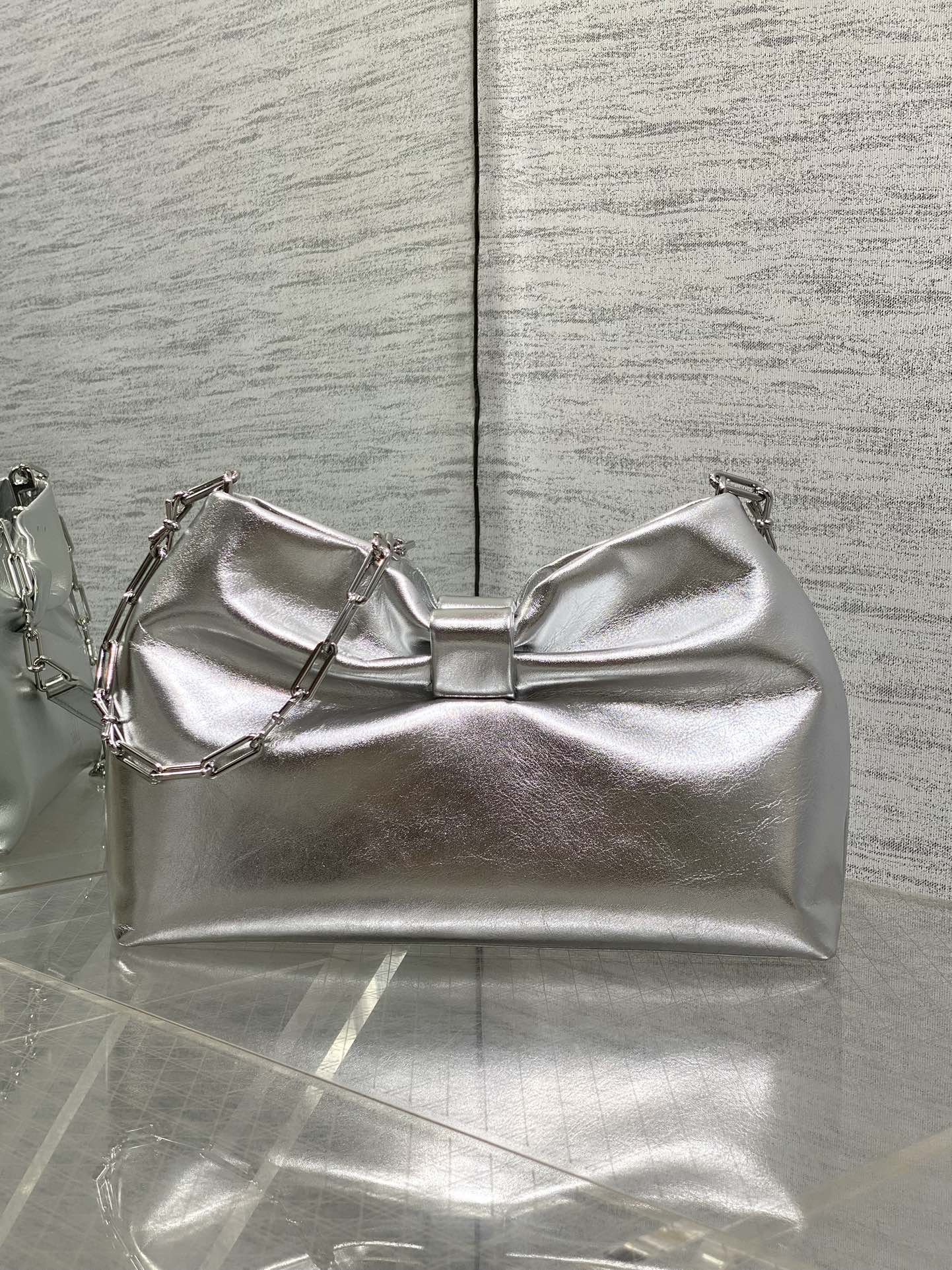 Bagsaaa Small D10r Bow Bag Silver Lambskin - 26cm