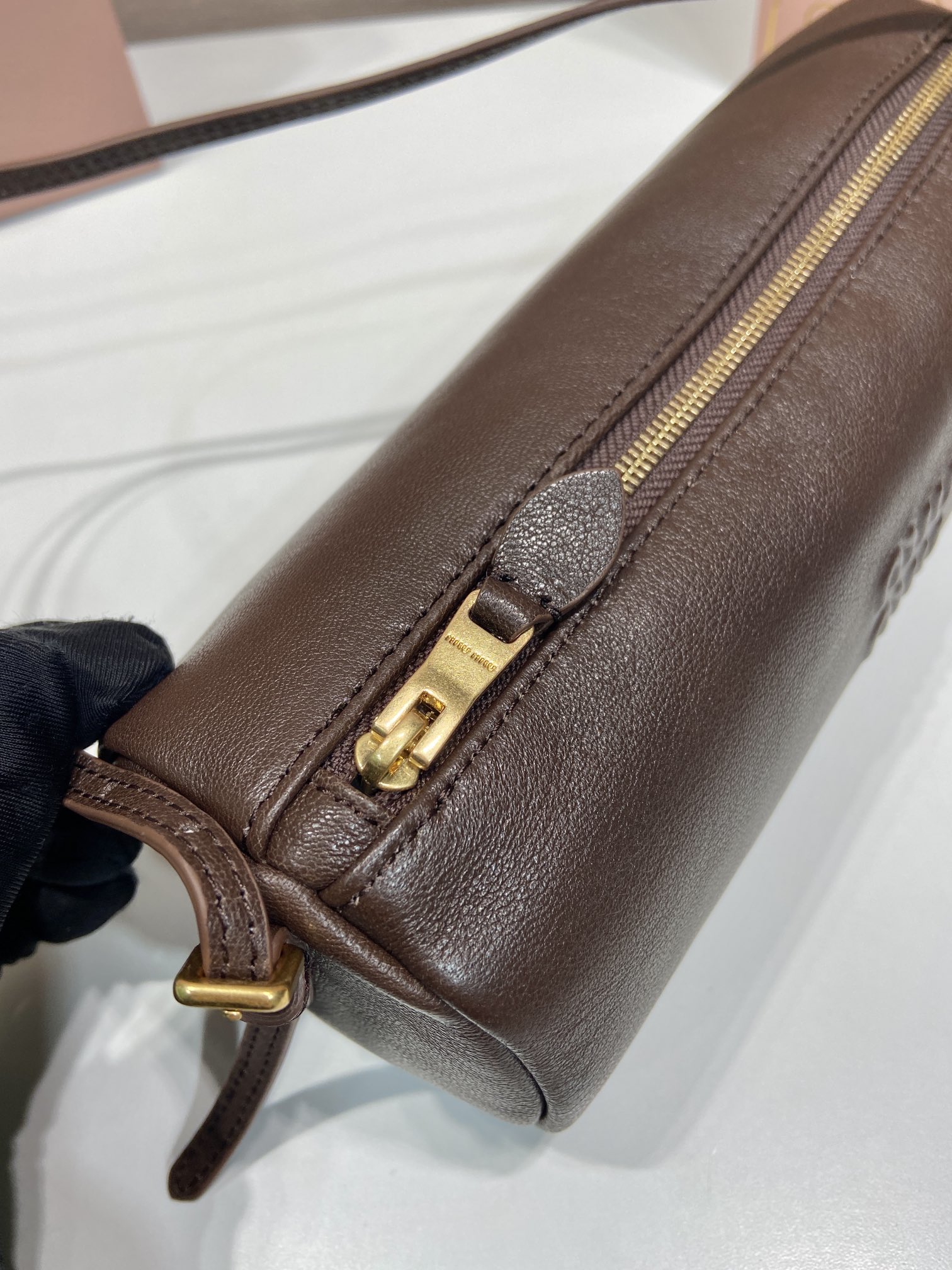 Bagsaaa Miu Miu Suede pouch 5NE851 dark brown - 22cm