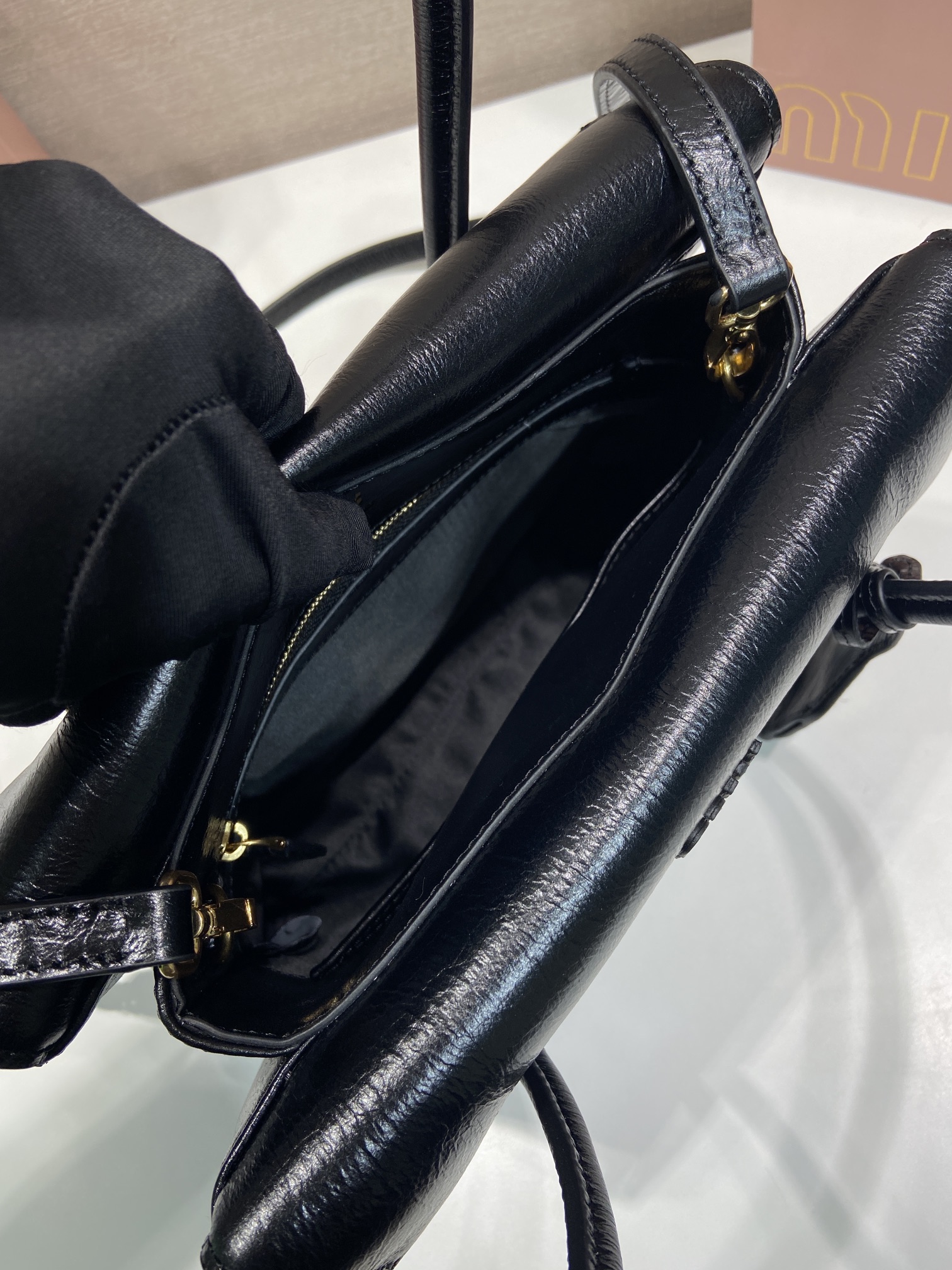 Bagsaaa Miu Miu Solitaire leather bag 5BA302 black - 28cm