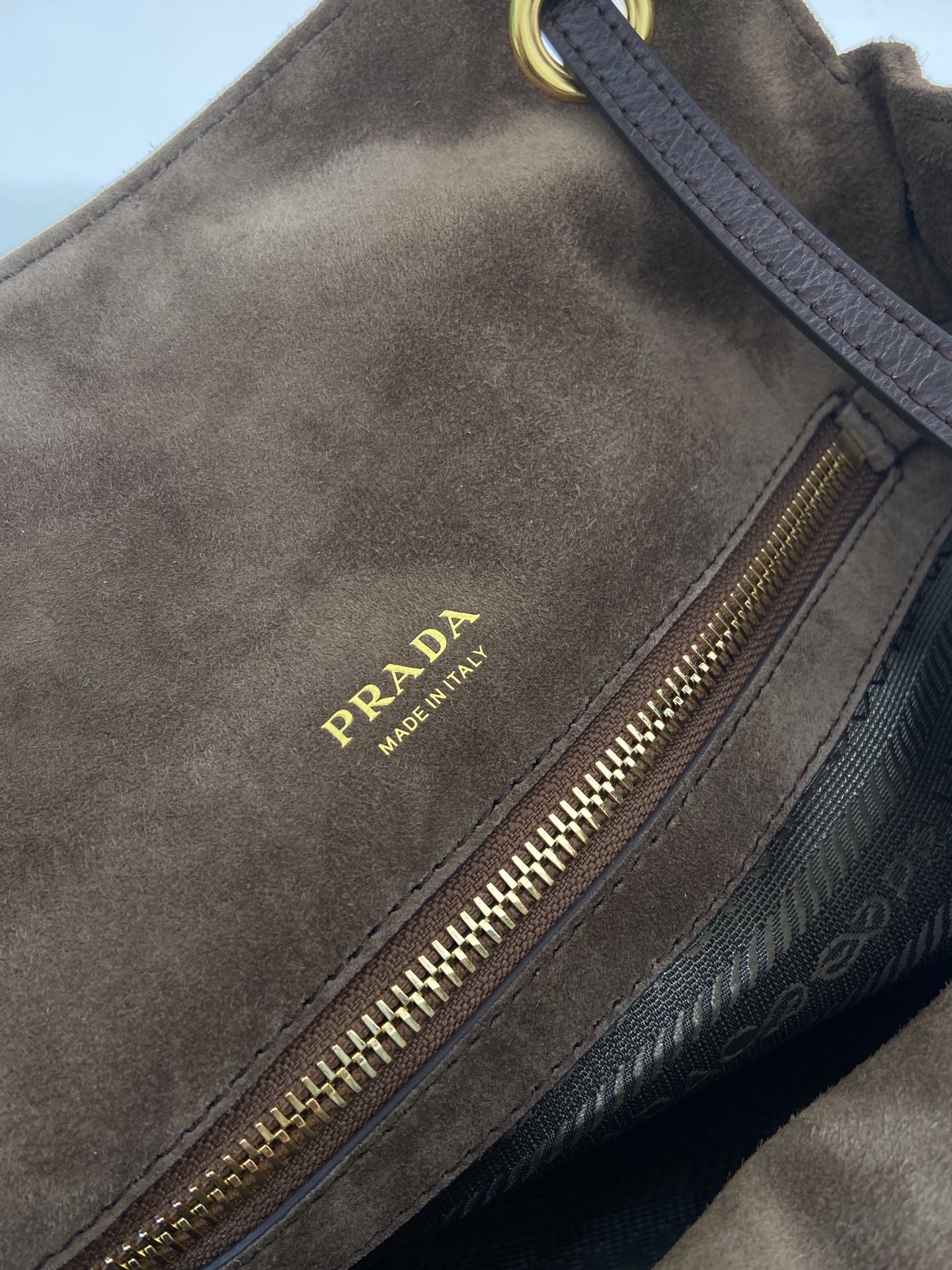 Bagsaaa Pra*a Carry medium suede tote bag 1BG641 brown suede - 32cm