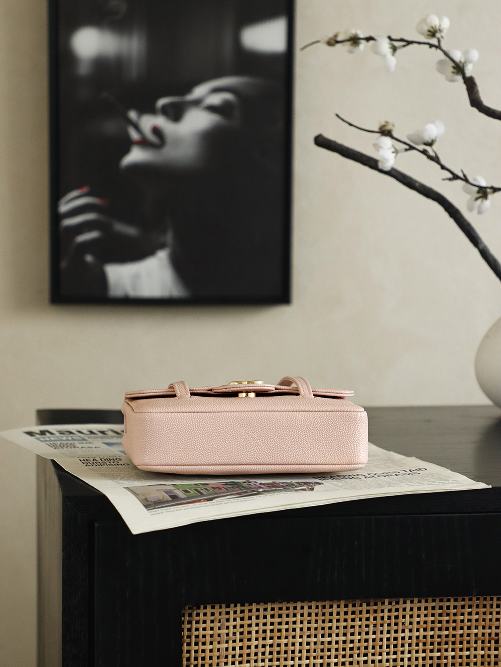 Bagsaaa Ch**el Spring Summer 2026 Clutch with Leather Strap AP5068 light pink - 17cm