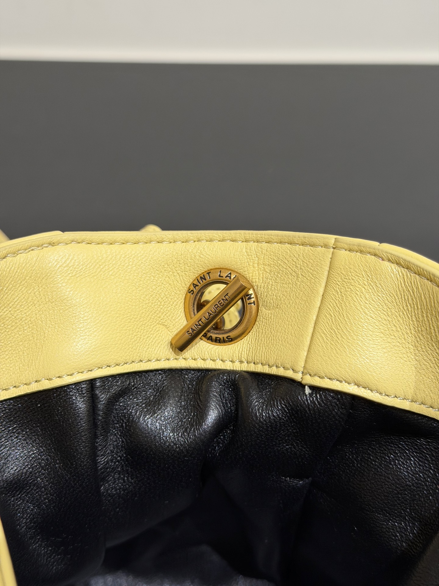 Bagsaaa Y51 JAMIE mini shoulder pouch in lambskin 859174 yellow - 15.5cm