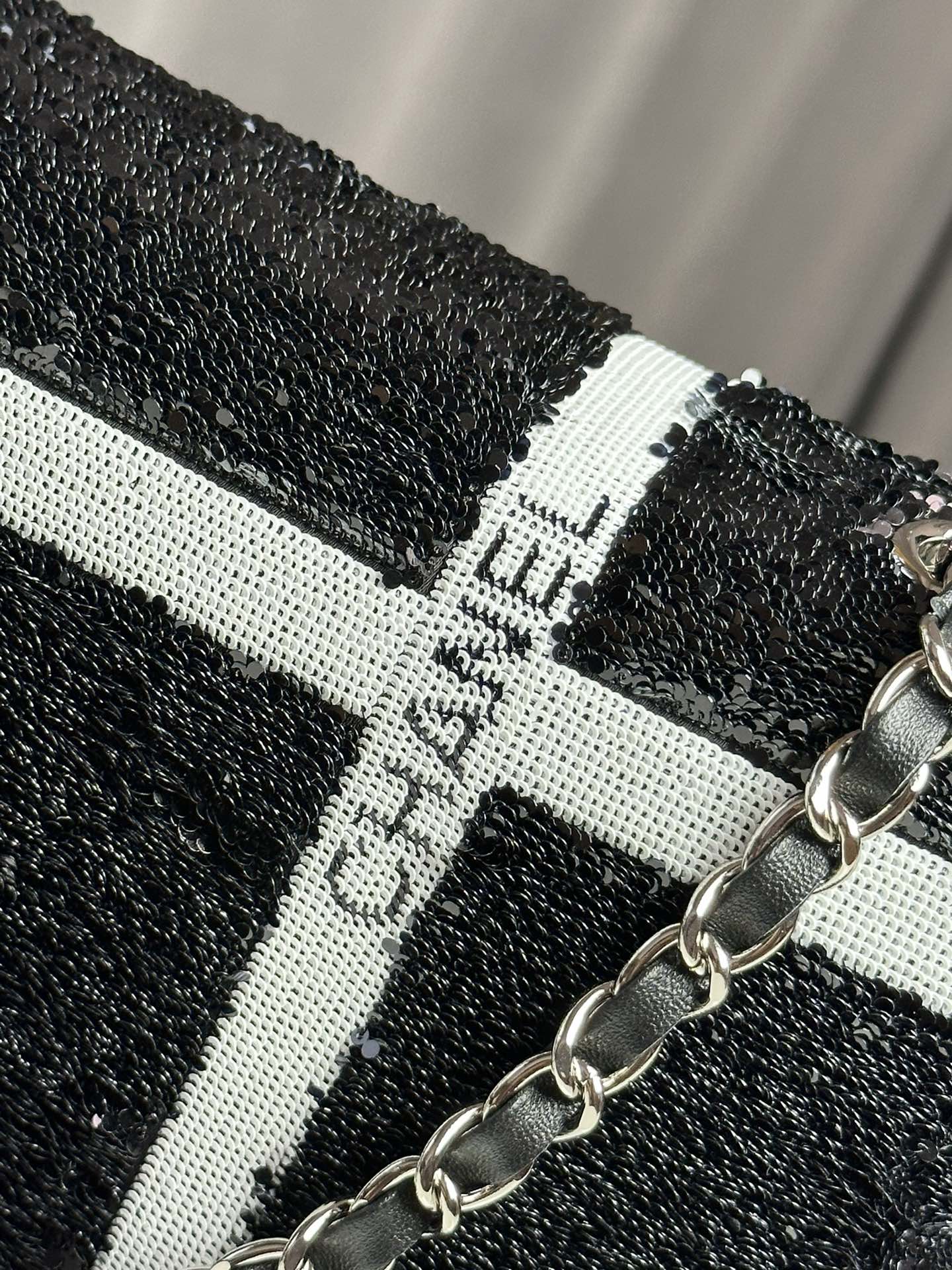 Bagsaaa Ch**el Sequin Ribbon Mini Rectangular Flap bag black - 21cm